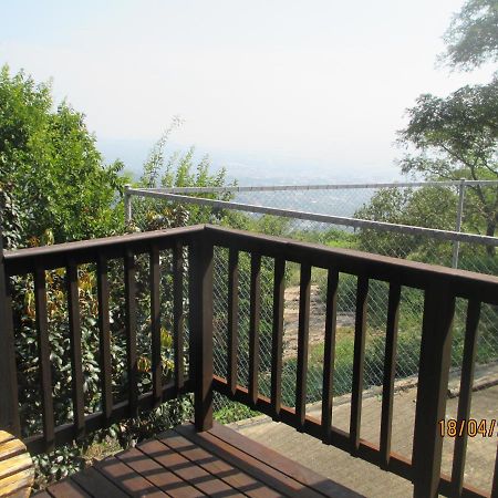 The Tree House Villa Mbombela Esterno foto