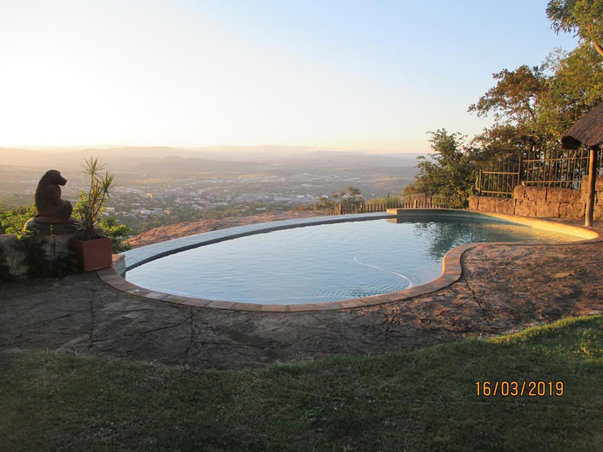 The Tree House Villa Mbombela Esterno foto